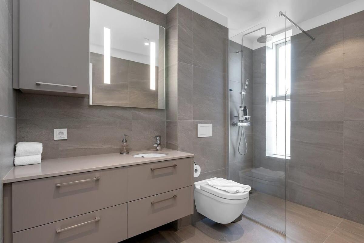 Spacious Luxury 3Br Apartment With 2 Bathrooms 1003 Reykjavík Exteriör bild